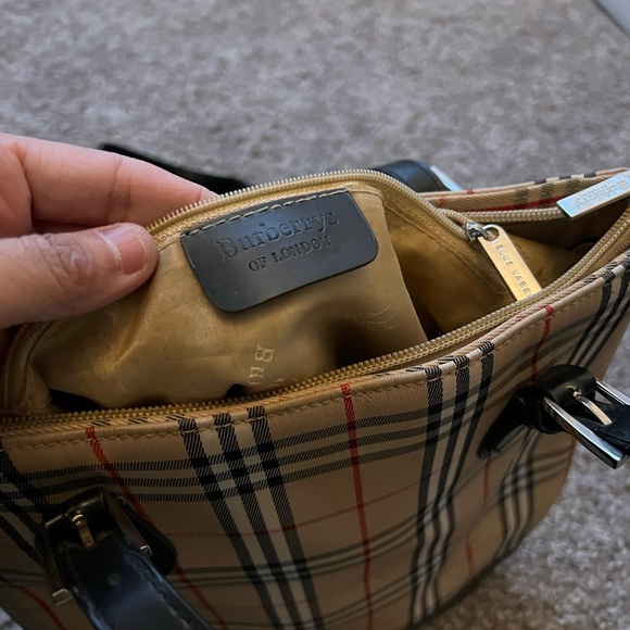 Handbag - Picture 2 of 4